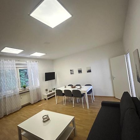 Gemuetliche Ferienwohnung - Voll Ausgestattet, Zentral Aber Ruhig ! Wuppertal Kültér fotó